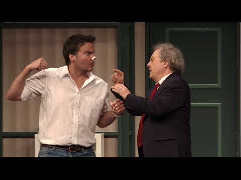 Halbgott in Nöten - Theater Düren